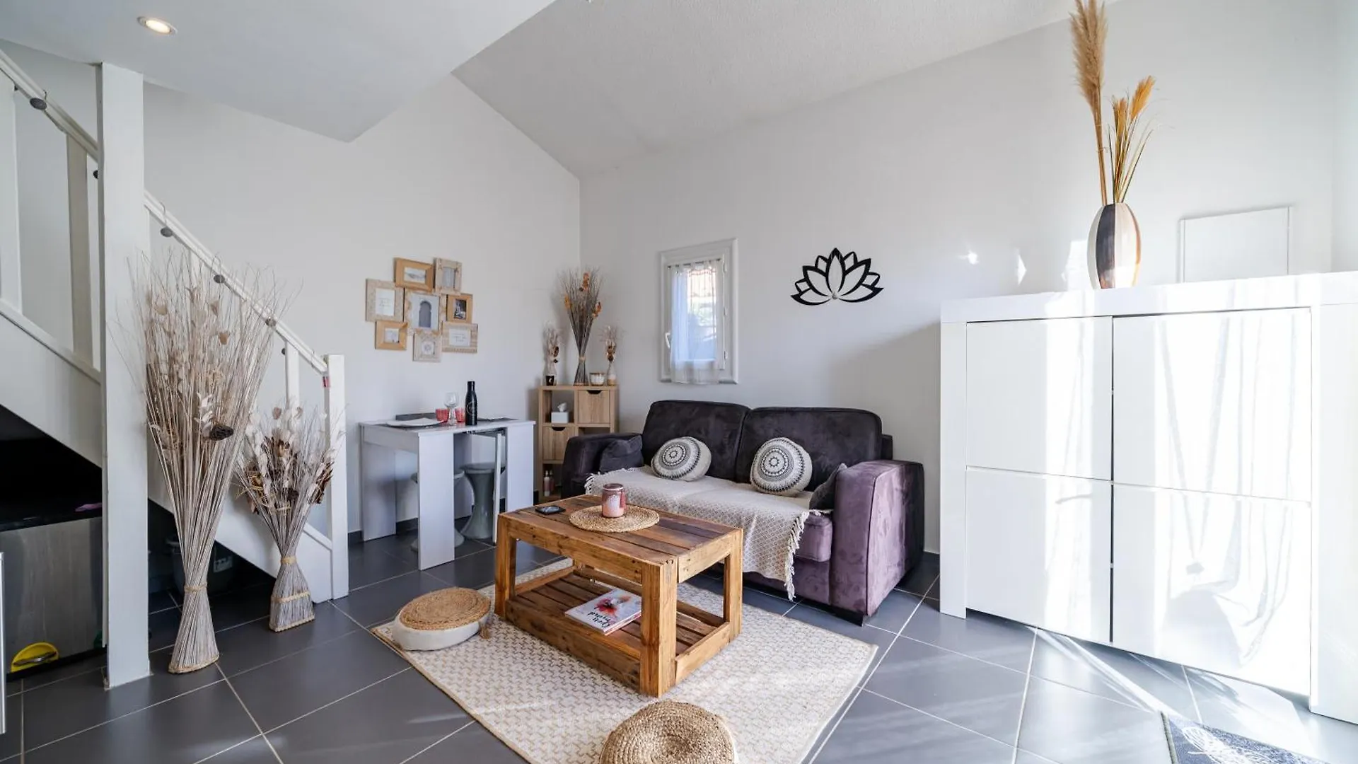 Charmante Petite Maison Au Calme 빌뇌브루베 0*,  프랑스